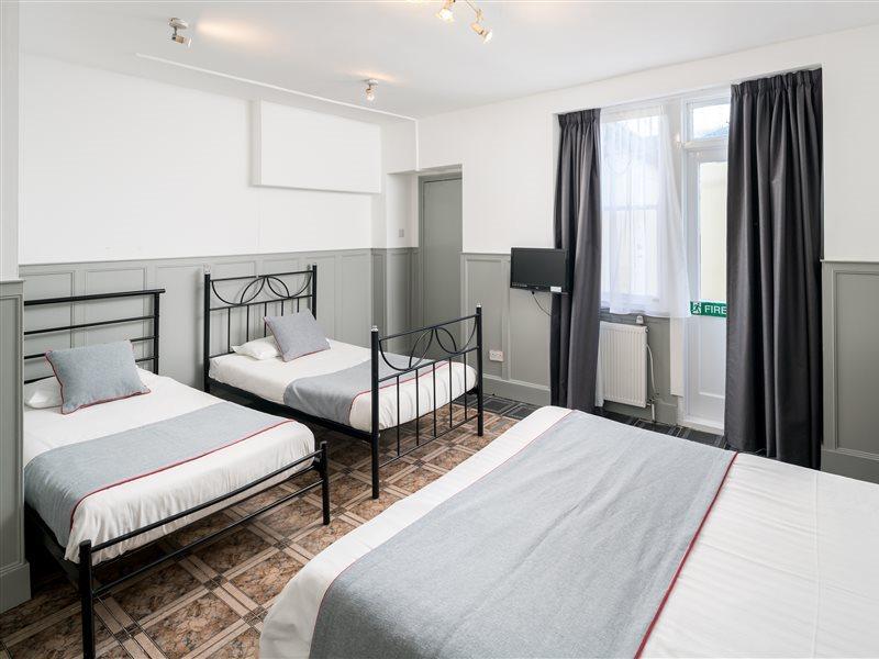 Oyo Kings Hotel Λονδίνο Εξωτερικό φωτογραφία